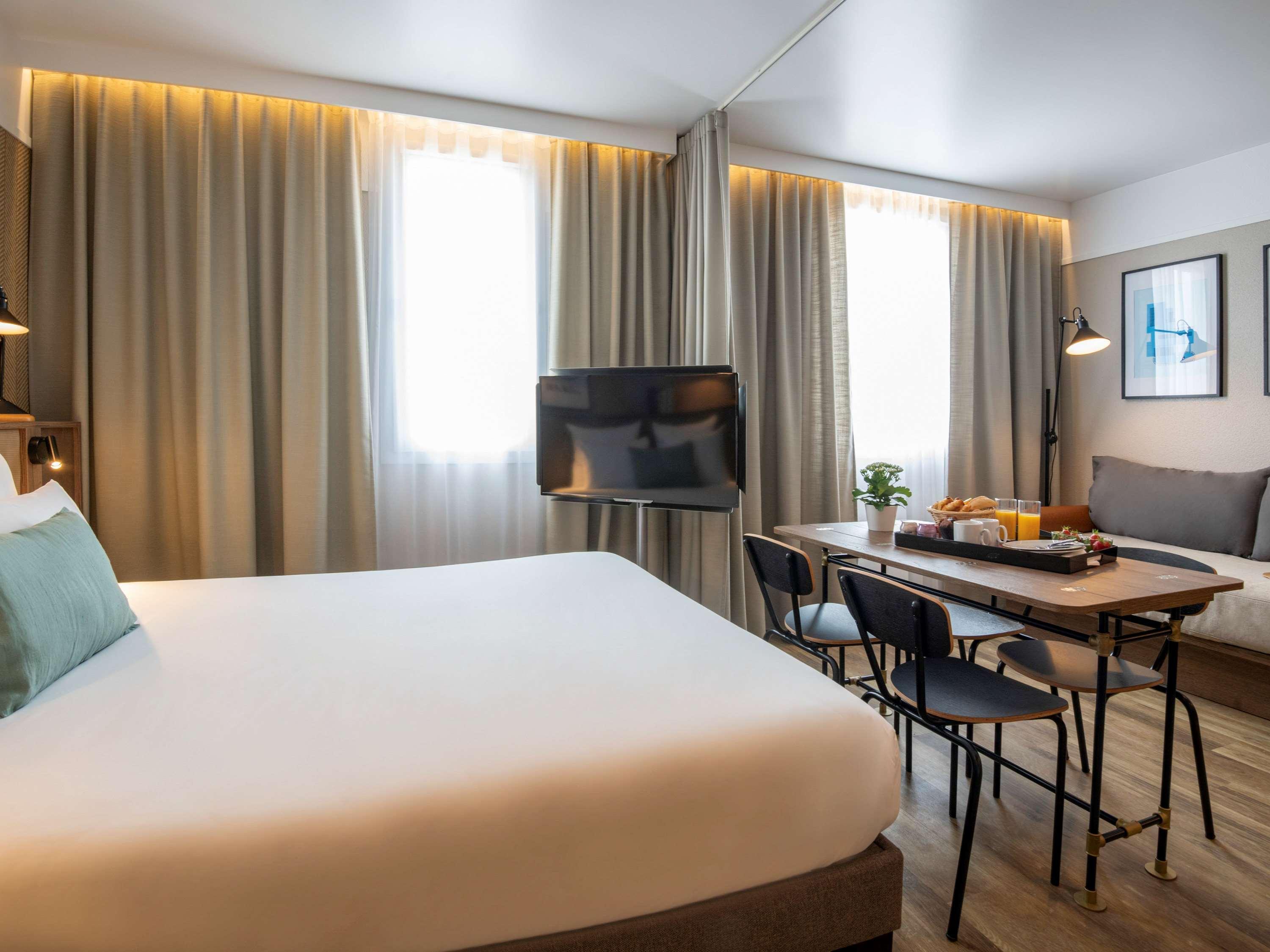 Novotel Airport Hotel Niza