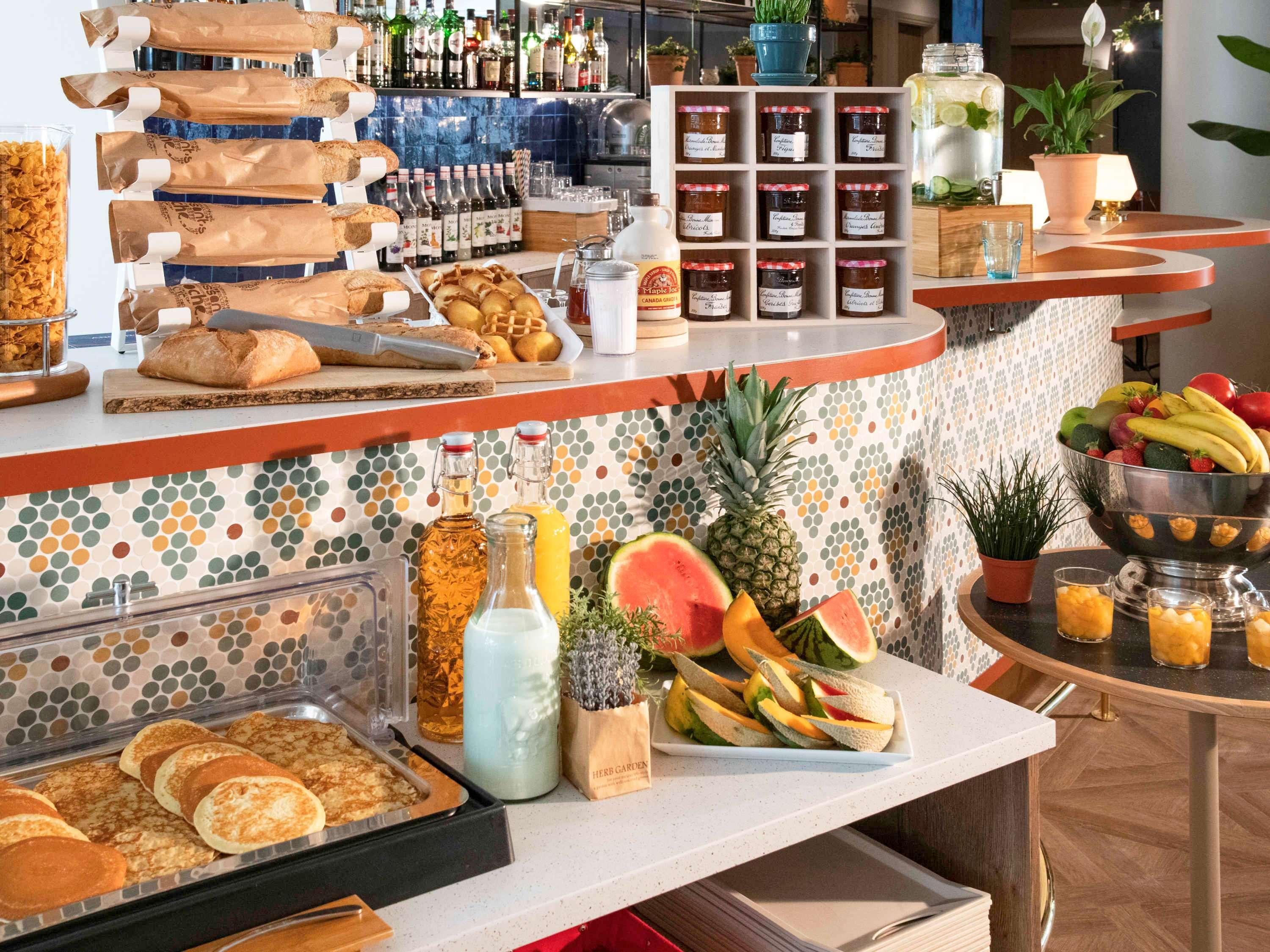 Novotel Airport Hotel Niza