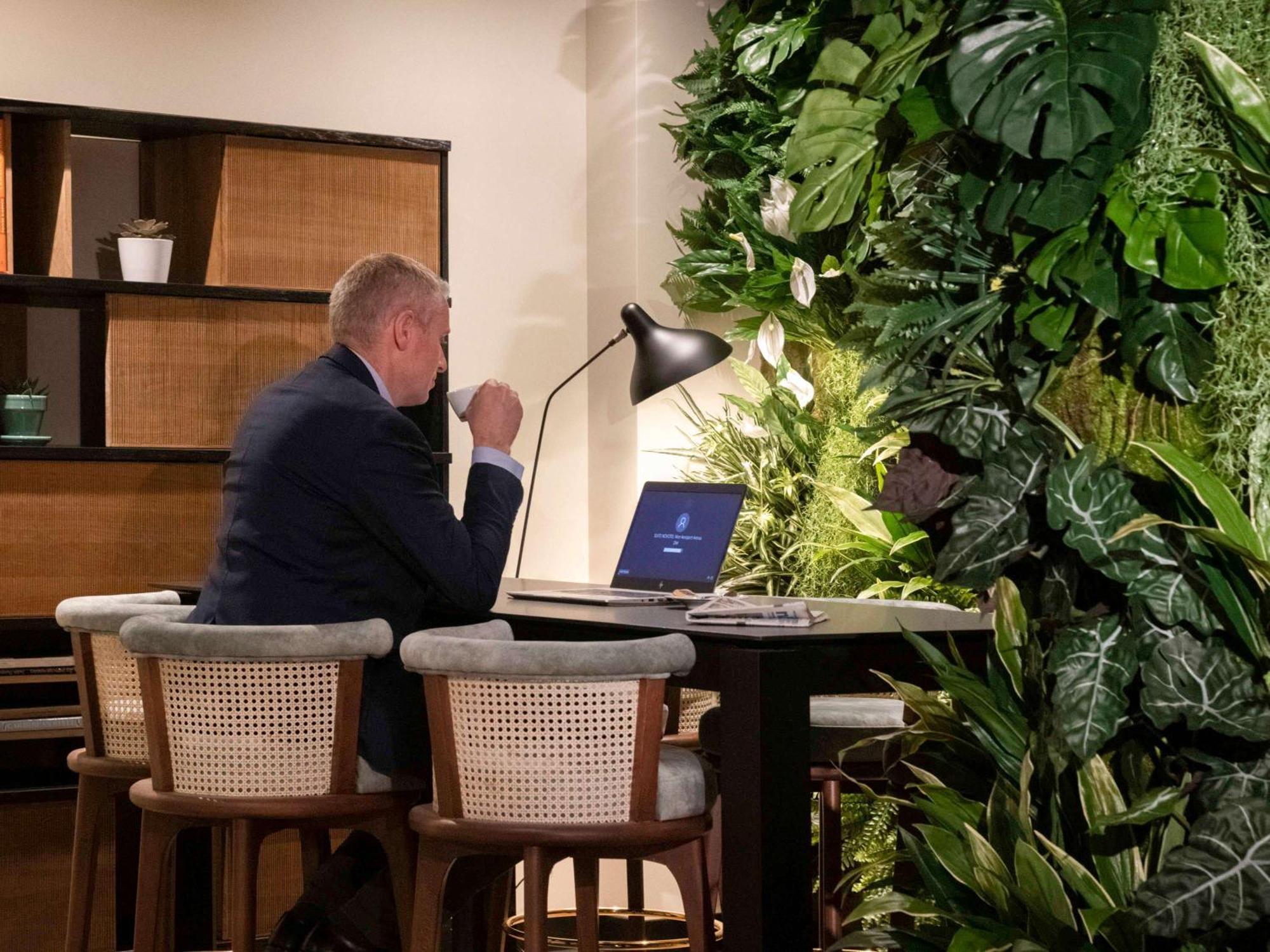 Novotel Airport Hotel Nizza